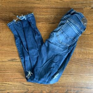 American eagle distressed skinny jeans